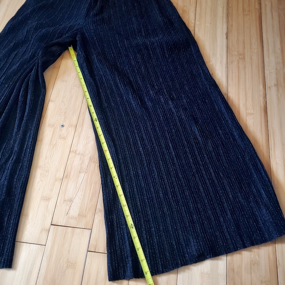 J.O.A. Black Wide-Leg Pants Size Medium - Picture 3 of 10